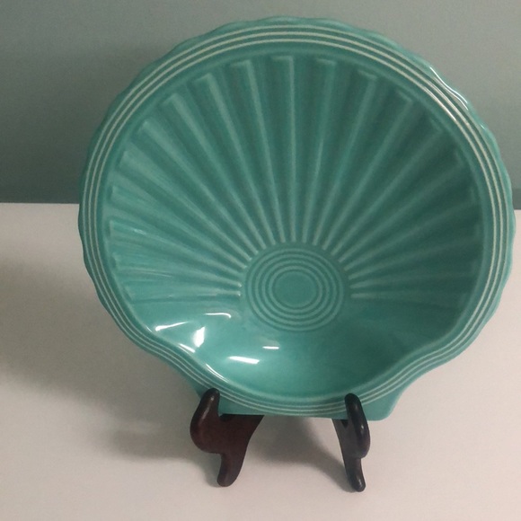 NWOT Fiesta Shell Plate - Picture 2 of 3
